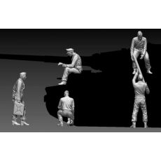 Čekající pětičlenná německá tanková posádka